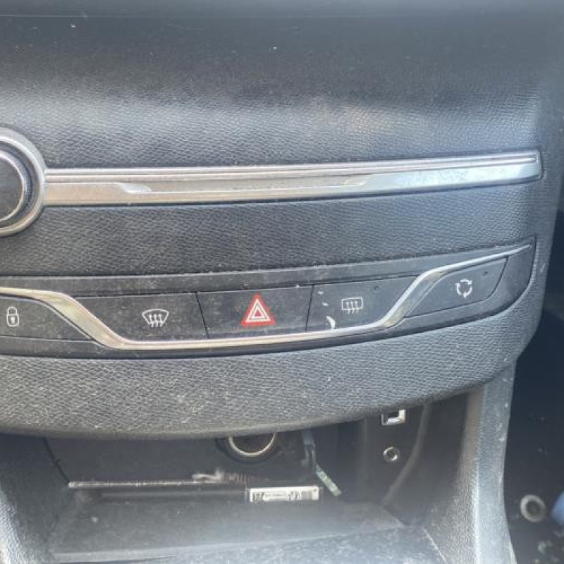 Bouchon de carburant PEUGEOT 308 2 Photo n°19