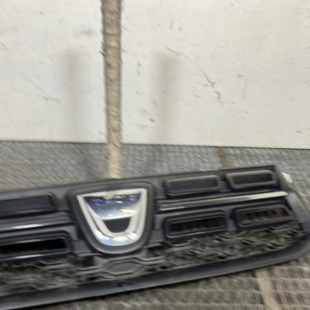 Calandre DACIA SANDERO 2 Photo n°1