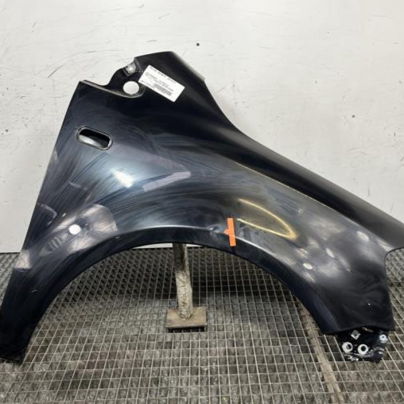 Aile avant droit VOLKSWAGEN FOX Photo n°1