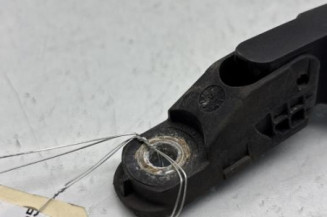 Bras essuie glace arriere PEUGEOT 107