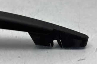 Bras essuie glace arriere PEUGEOT 107