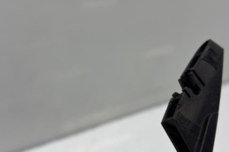 Bras essuie glace arriere PEUGEOT 107