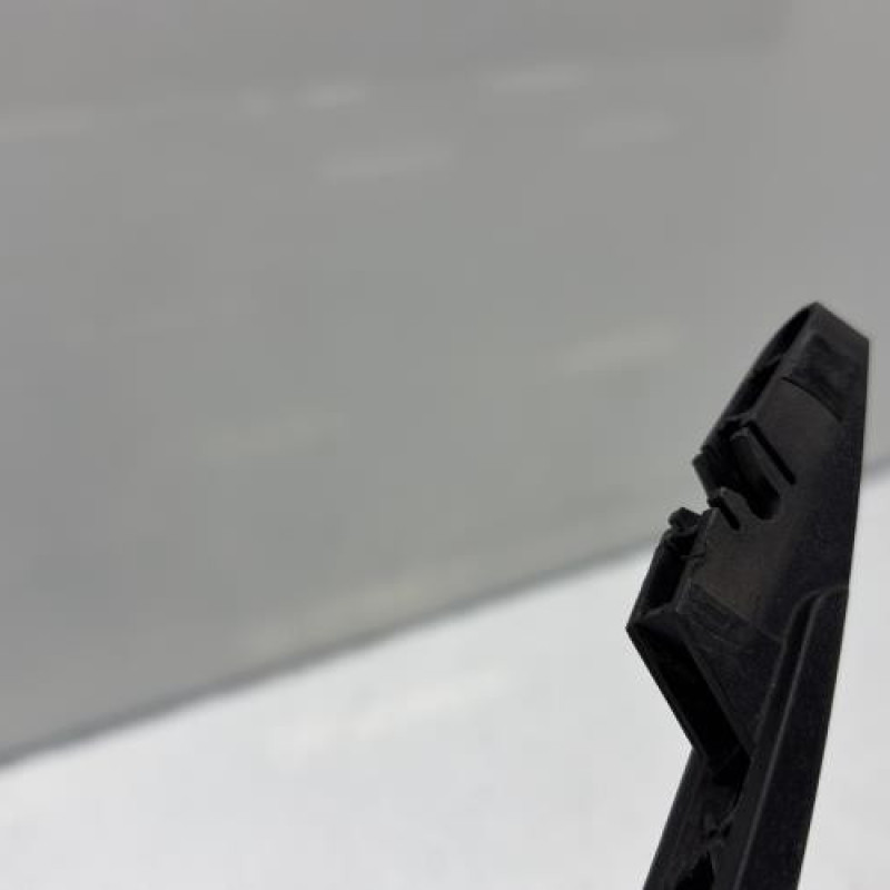 Bras essuie glace arriere PEUGEOT 107 Photo n°4