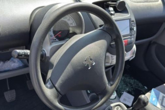 Bras essuie glace arriere PEUGEOT 107