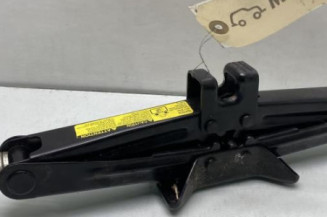 Cric TOYOTA COROLLA VERSO 2 Photo n°1