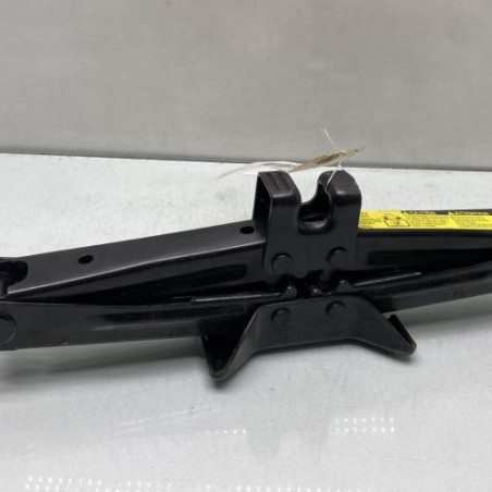 Cric TOYOTA COROLLA VERSO 2