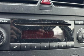 Custode arriere droit MERCEDES CLASSE B 245