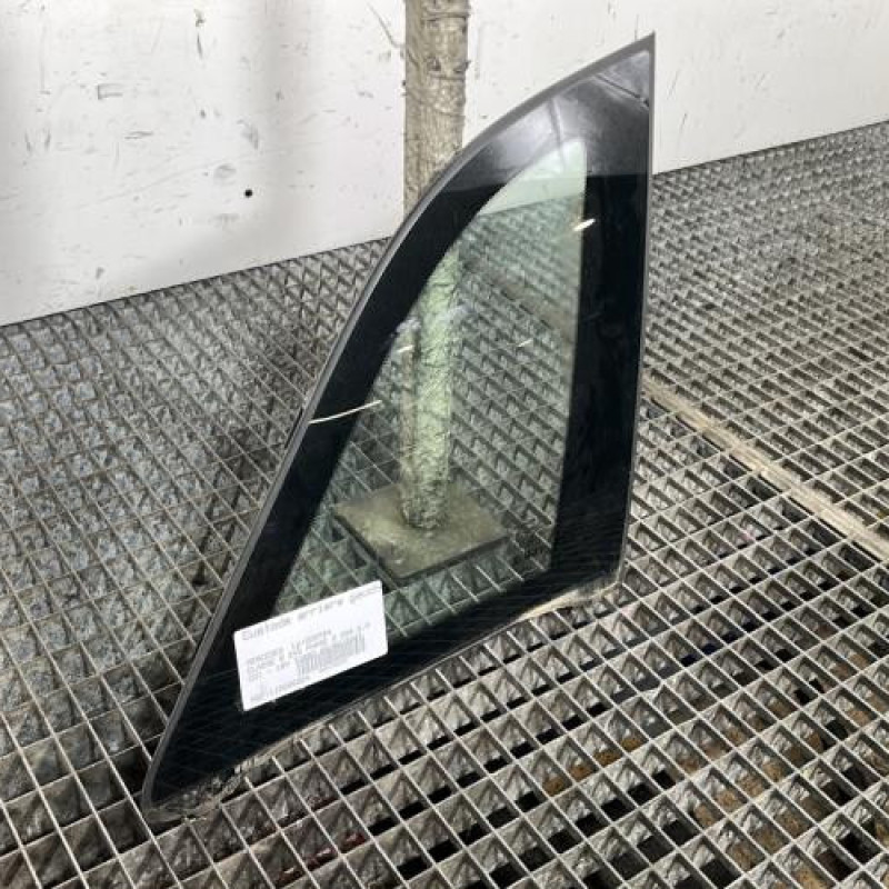 Custode arriere gauche MERCEDES CLASSE B 245 Photo n°3