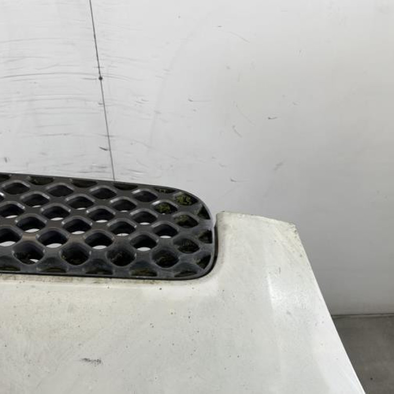 Capot TOYOTA YARIS 1 Photo n°3