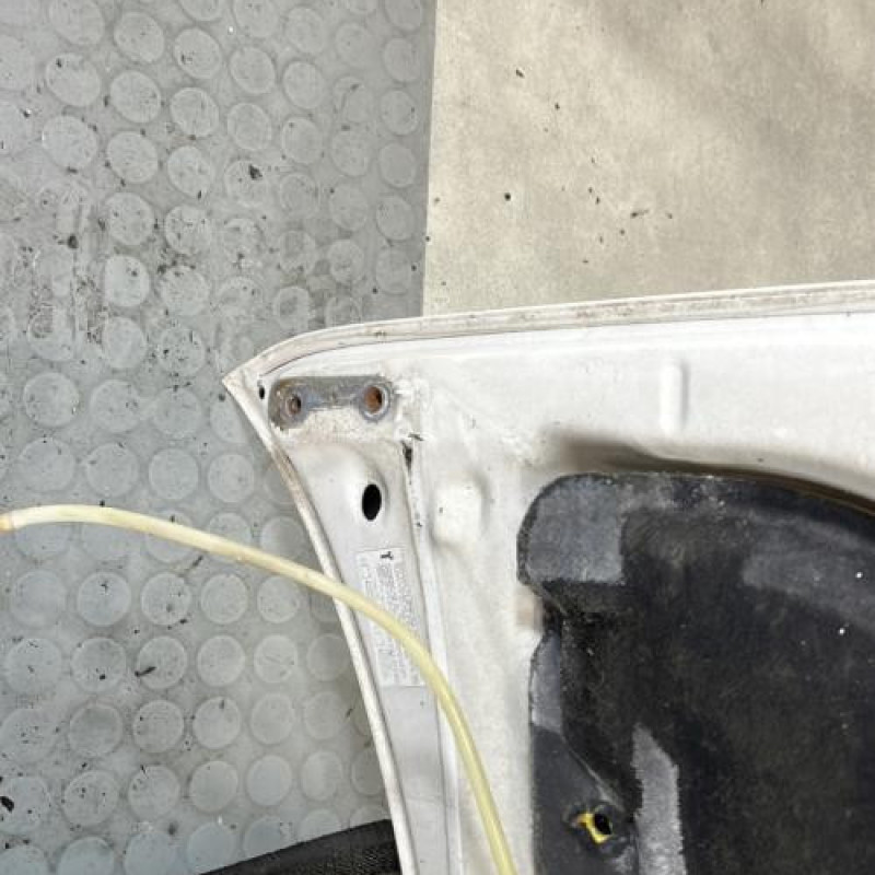 Capot TOYOTA YARIS 1 Photo n°7