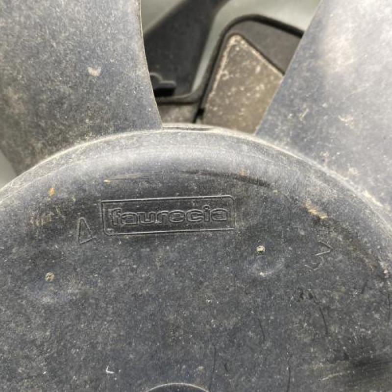 Moto ventilateur radiateur PEUGEOT 407 Photo n°2