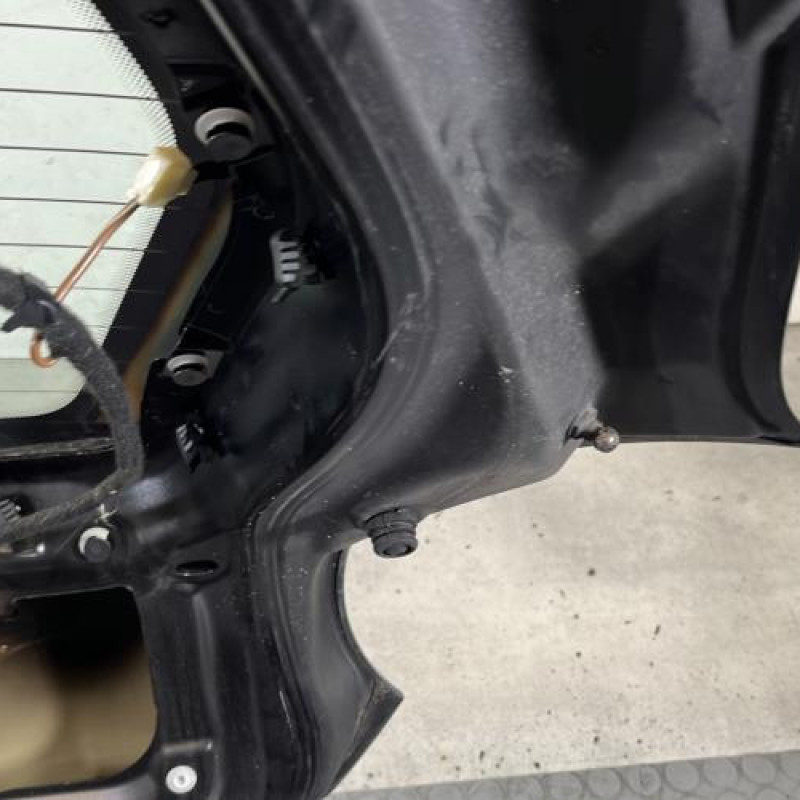 Malle/Hayon arriere FIAT BRAVO 2 Photo n°11