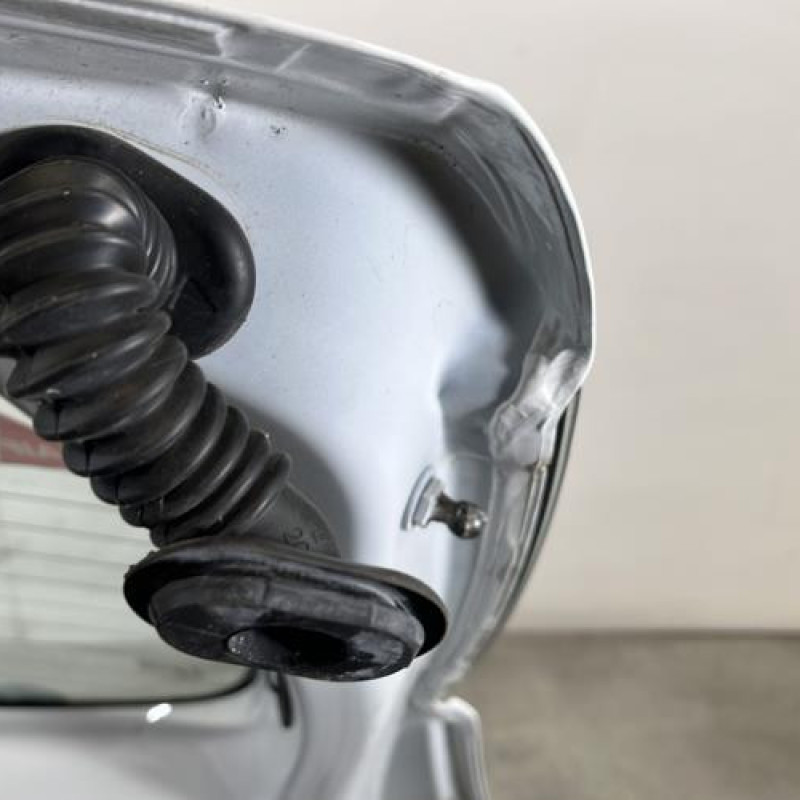 Malle/Hayon arriere DACIA SANDERO 2 Photo n°9