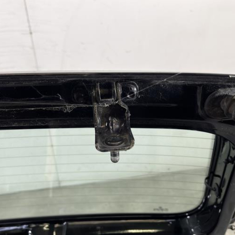 Malle/Hayon arriere VOLKSWAGEN FOX Photo n°7