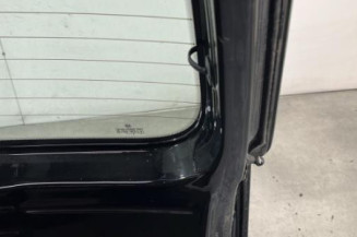 Malle/Hayon arriere VOLKSWAGEN FOX