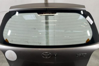 Malle/Hayon arriere TOYOTA YARIS 1 Photo n°1