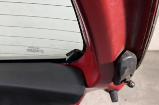 Malle/Hayon arriere TOYOTA YARIS 2