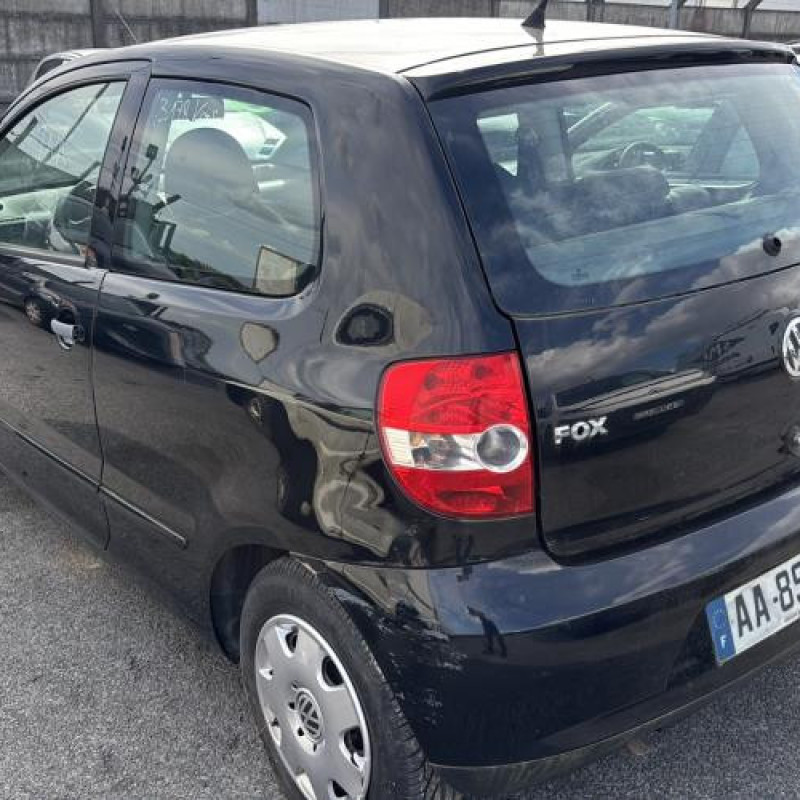 Porte avant droit VOLKSWAGEN FOX Photo n°9