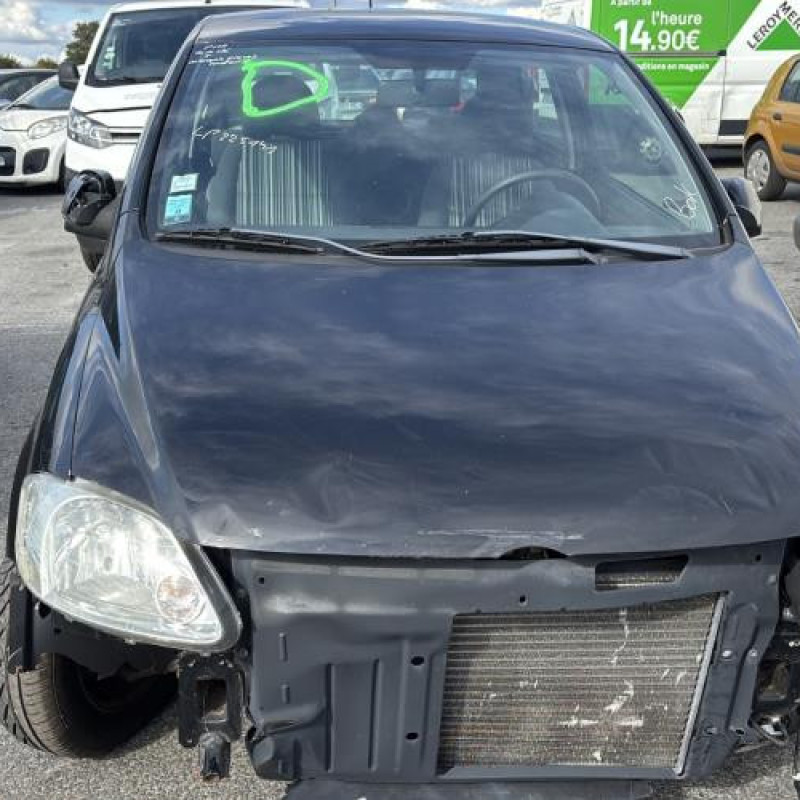 Porte avant droit VOLKSWAGEN FOX Photo n°13