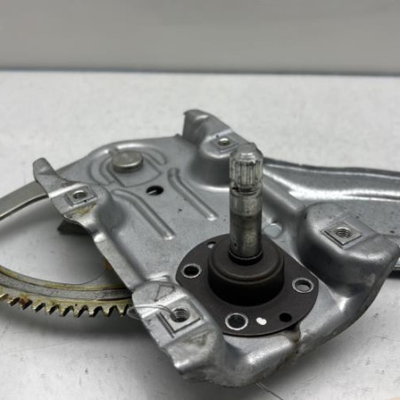 Leve vitre mecanique arriere droit TOYOTA YARIS 3