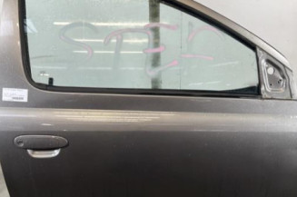 Porte avant droit TOYOTA YARIS 1 Photo n°1