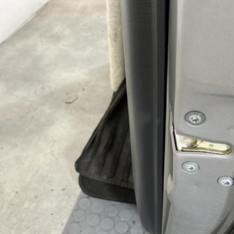 Porte avant droit TOYOTA YARIS 1 Photo n°3