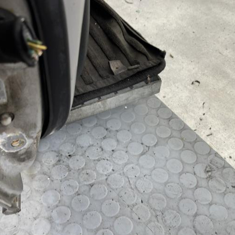 Porte avant droit TOYOTA YARIS 1 Photo n°6