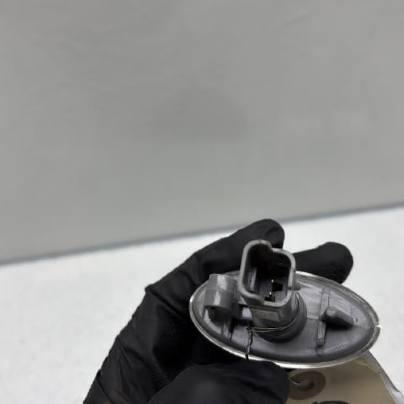 Repetiteur clignotant avant gauche (Feux) PEUGEOT 107 Photo n°3