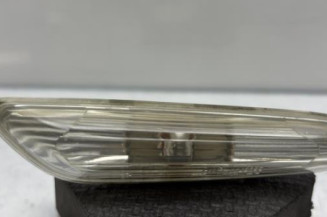 Repetiteur clignotant avant gauche (Feux) BMW SERIE 3 E91 Photo n°1