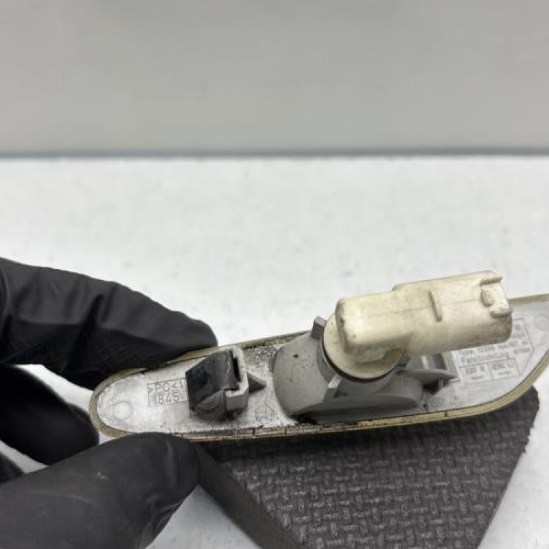 Repetiteur clignotant avant gauche (Feux) BMW SERIE 3 E91 Photo n°2