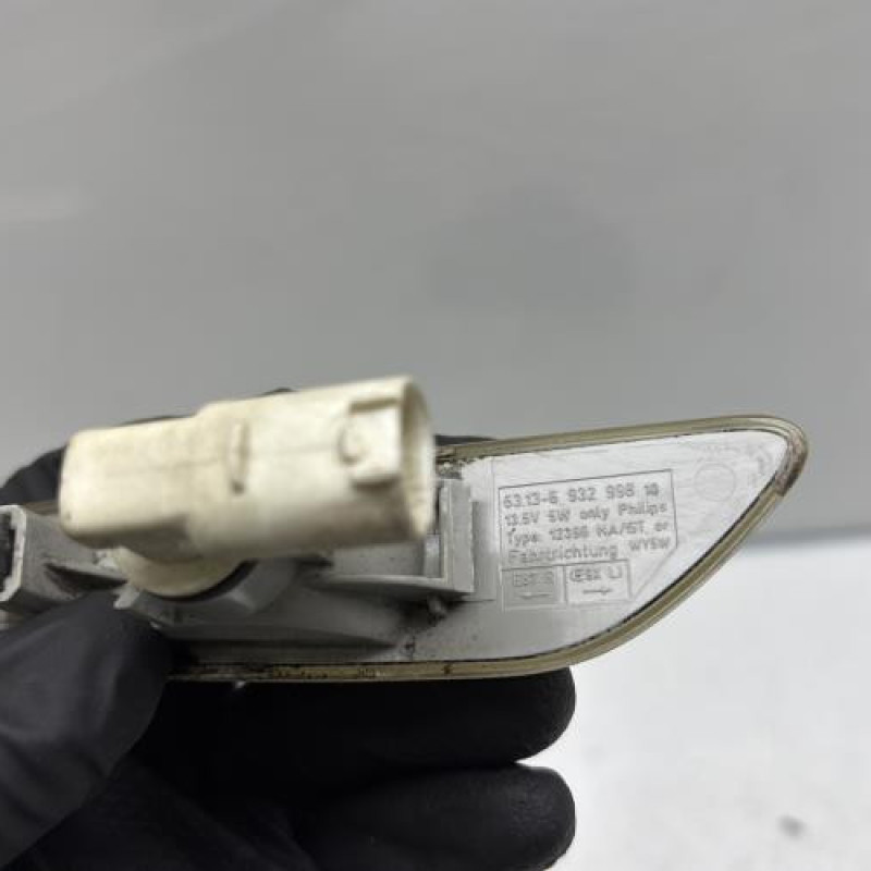 Repetiteur clignotant avant gauche (Feux) BMW SERIE 3 E91 Photo n°4