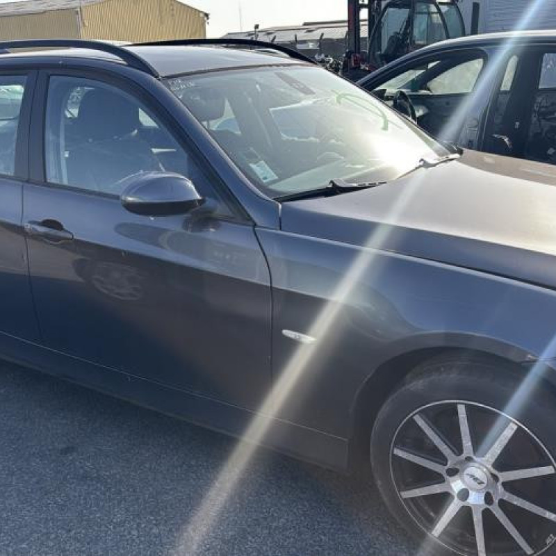 Repetiteur clignotant avant gauche (Feux) BMW SERIE 3 E91 Photo n°12