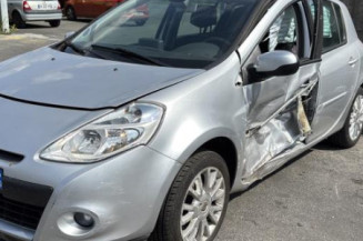 Renfort pare choc avant (traverse) RENAULT CLIO 3