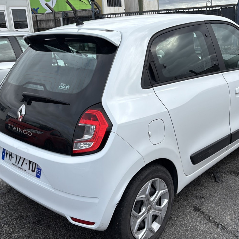RENAULT TWINGO 3 PHASE 2 0.9i - 12V TURBO TCE 95 Photo n°14