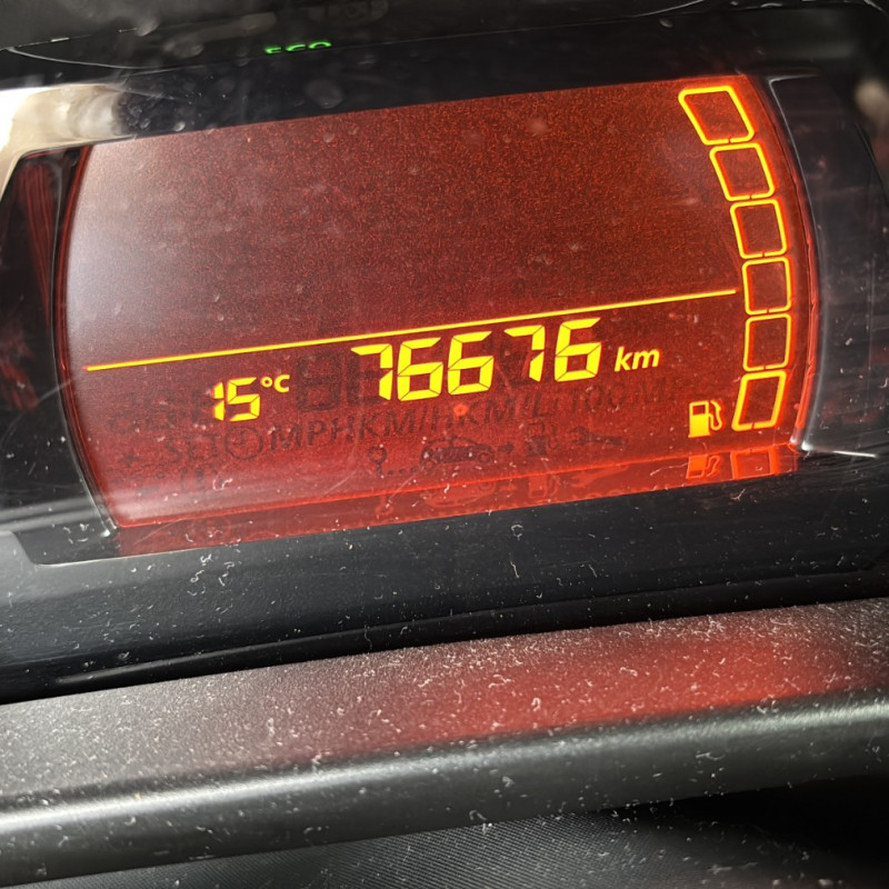 RENAULT TWINGO 3 PHASE 2 0.9i - 12V TURBO TCE 95 Photo n°32