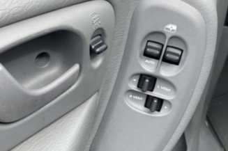 Serrure avant droit CHRYSLER VOYAGER 4