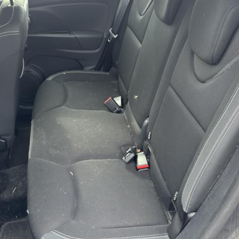 Trappe d'essence RENAULT CLIO 4 Photo n°16