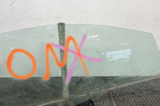 Vitre avant droit VOLKSWAGEN FOX Photo n°1