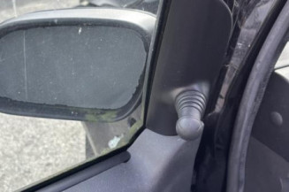 Vitre avant droit VOLKSWAGEN FOX