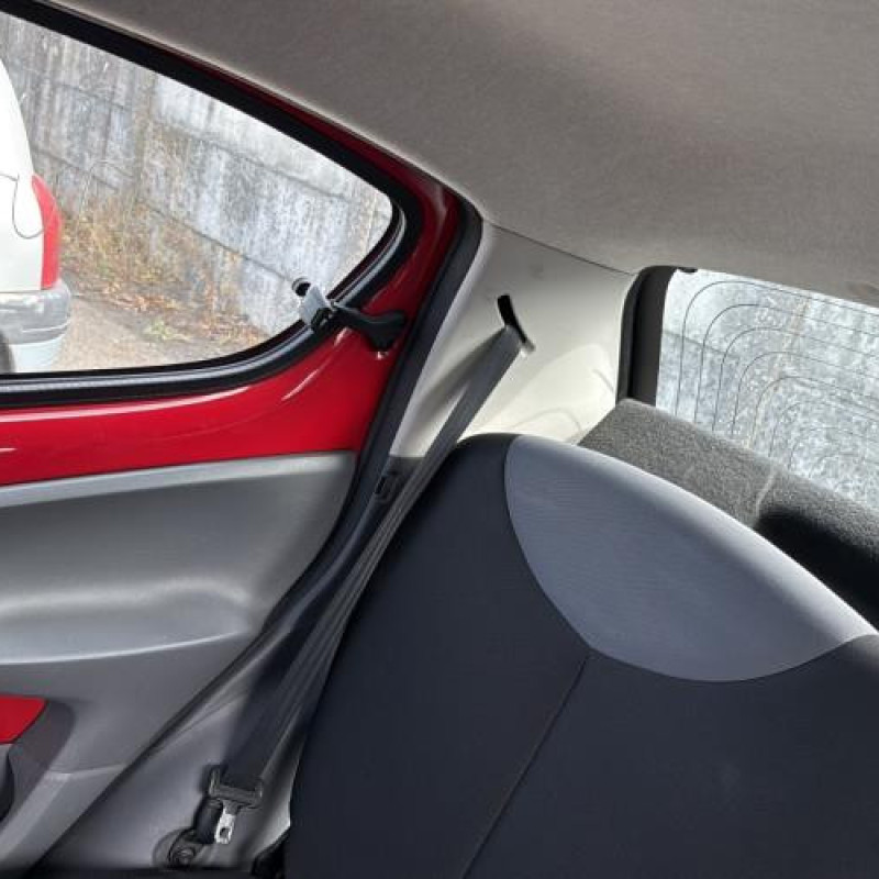 Vase de lave glace PEUGEOT 107 Photo n°15