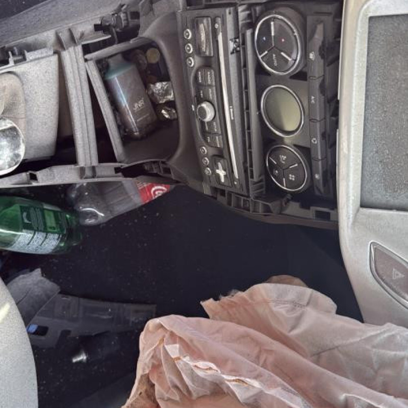 Trappe d'essence CITROEN DS3 Photo n°20