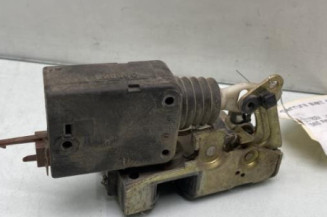 Serrure avant droit CITROEN SAXO