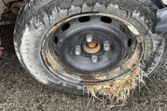 Serrure avant droit CITROEN SAXO