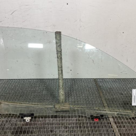 Vitre avant droit TOYOTA YARIS 1 Photo n°1