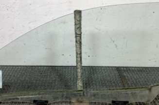 Vitre avant droit TOYOTA YARIS 1