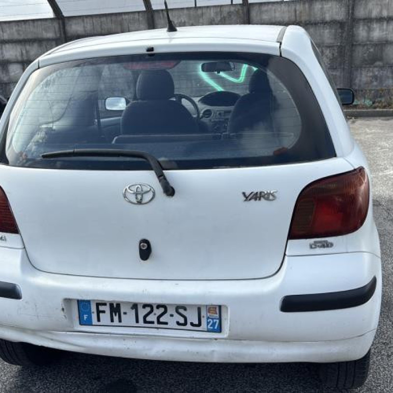 Vitre avant droit TOYOTA YARIS 1 Photo n°9
