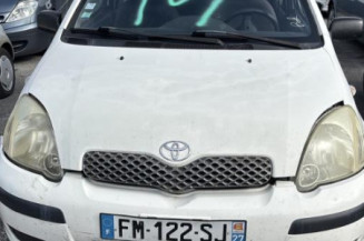 Vitre avant droit TOYOTA YARIS 1