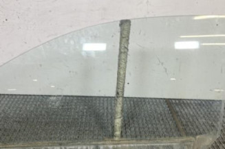 Vitre avant gauche TOYOTA YARIS 1 Photo n°1