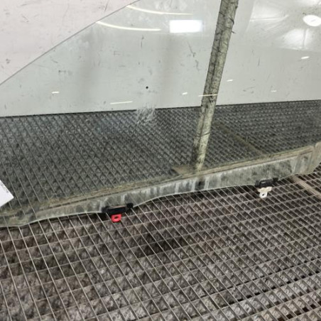 Vitre avant gauche TOYOTA YARIS 1