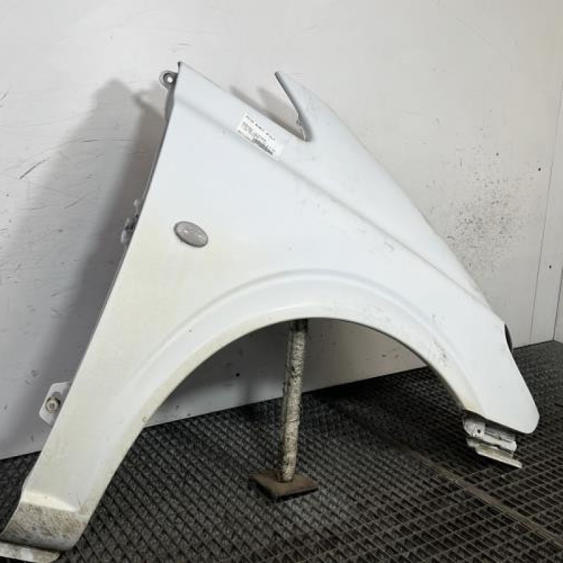 Aile avant droit MERCEDES VITO 639 Photo n°3